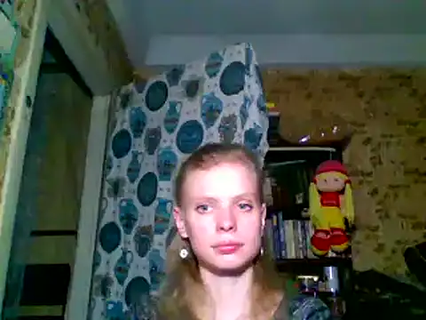 Snapshot of SexyAndYunge chatting on December 2024 01:30:01 PM SexyAndYunge online show from December 2024 01:30:01 PM