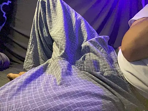 Snapshot of BigMac1596 chatting on October 2025 05:16:01 PM BigMac1596 online show from October 2025 05:16:01 PM