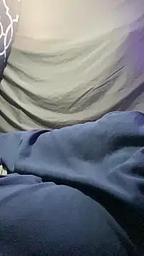 Snapshot of BigMac1596 chatting on November 2025 07:01:02 AM BigMac1596 online show from November 2025 07:01:02 AM