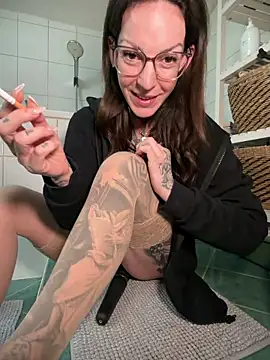 BrownieyQueen online show from February 2026 04:29:01 PM