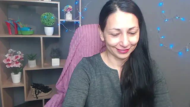 LiluGrants online show from November 2025 07:07:02 PM