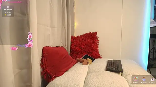 liaowen1 online show from September 2025 03:01:02 PM