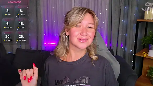 MilaBott online show from June 2026 07:36:01 PM