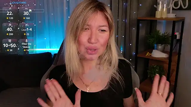 MilaBott online show from January 2026 07:09:01 PM