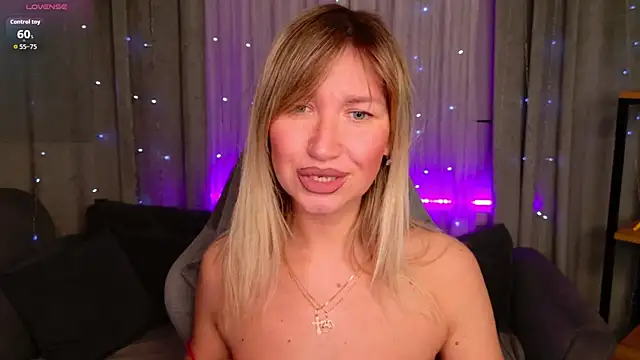 MilaBott online show from April 2026 07:26:01 PM