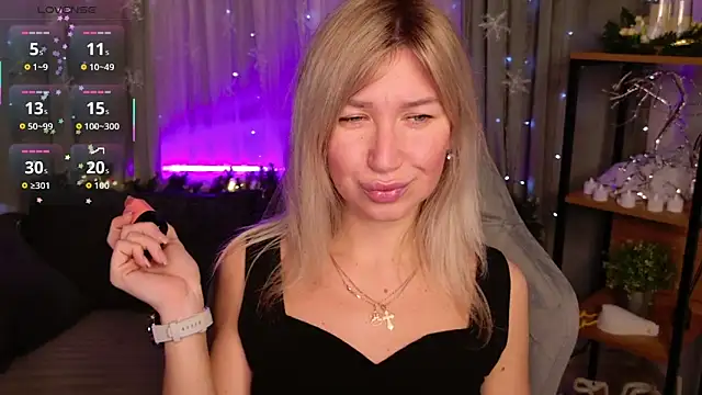 MilaBott online show from December 2025 07:18:01 PM