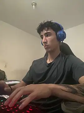 Snapshot of gojo_satoru_18 chatting on December 2025 07:19:02 PM gojo satoru 18 online show from December 2025 07:19:02 PM