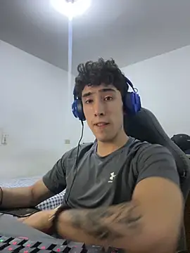 gojo satoru 18 online show from February 2026 12:40:02 AM