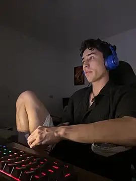 gojo satoru 18 online show from November 2025 04:24:02 AM