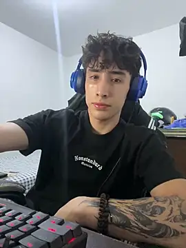 gojo satoru 18 online show from February 2026 11:59:01 PM