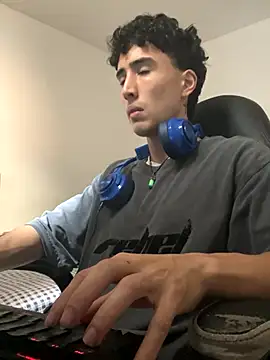 gojo satoru 18 online show from October 2025 06:08:01 PM