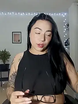 helena smith online show from March 2025 04:32:01 AM
