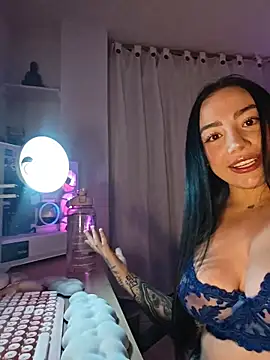 helena smith online show from April 2026 04:41:01 AM