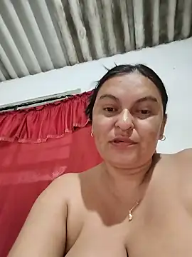 Snapshot of Horny-Mommy-Dirty chatting on May 2026 10:49:02 PM Horny-Mommy-Dirty online show from May 2026 10:49:02 PM