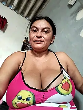 Horny-Mommy-Dirty online show from November 2025 01:17:01 PM