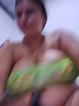 Snapshot of Horny-Mommy-Dirty chatting on May 2026 02:33:02 AM Horny-Mommy-Dirty online show from May 2026 02:33:02 AM