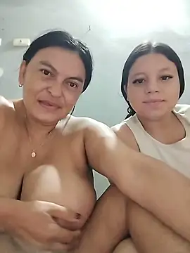Horny-Mommy-Dirty online show from October 2025 10:38:02 AM
