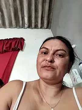 Horny-Mommy-Dirty online show from December 2025 01:06:02 PM