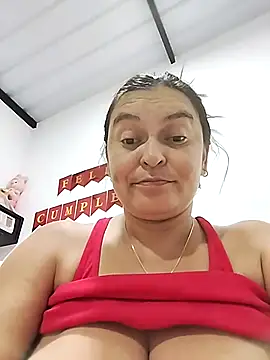 Horny-Mommy-Dirty online show from October 2025 02:45:01 AM