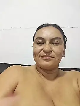 Horny-Mommy-Dirty online show from October 2025 03:06:01 AM