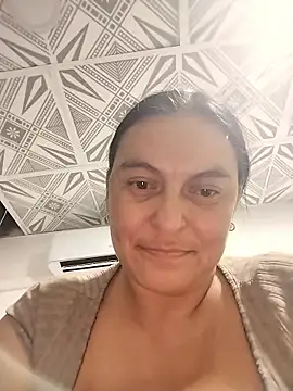 Horny-Mommy-Dirty online show from October 2025 04:00:01 AM