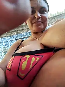 Horny-Mommy-Dirty online show from October 2025 02:30:02 PM