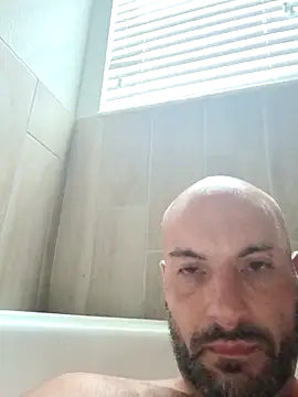 mobydick42085 online show from March 2026 10:27:01 PM