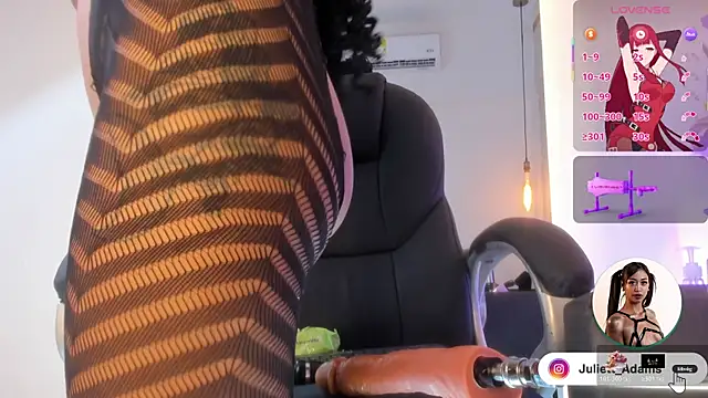 Juliett Adams  online show from November 2025 12:03:02 AM