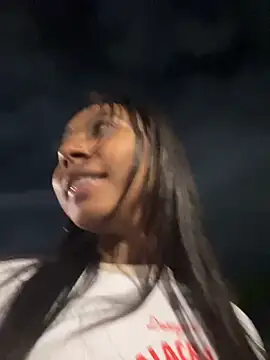 Snapshot of GabrielaLugo chatting on December 2025 02:45:02 AM GabrielaLugo online show from December 2025 02:45:02 AM