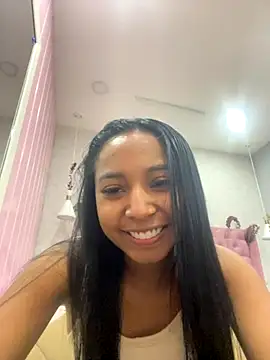 Snapshot of GabrielaLugo chatting on October 2025 11:34:02 AM GabrielaLugo online show from October 2025 11:34:02 AM