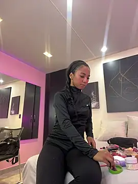 GabrielaLugo online show from February 2026 12:12:02 PM