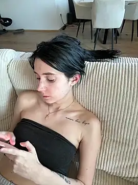 Lena Lang online show from April 2026 10:39:01 AM