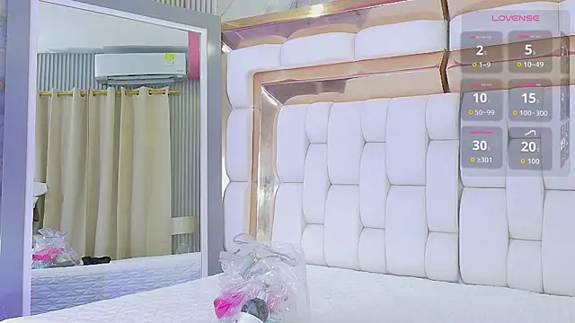 Beautifulskinny18 online show from April 2026 07:37:02 PM