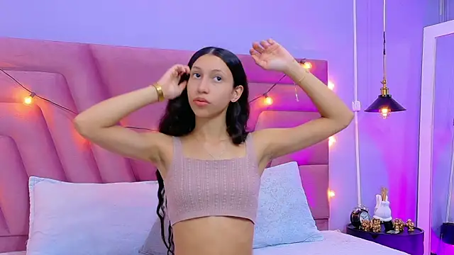 Beautifulskinny18 online show from October 2025 07:38:02 PM