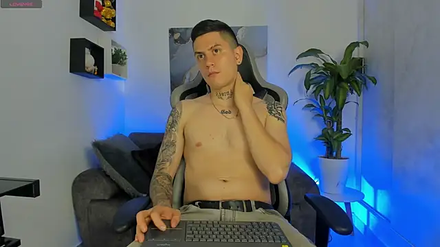 Yeiko Romero  online show from September 2025 09:20:02 AM