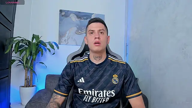 Yeiko Romero  online show from January 2026 06:11:02 PM