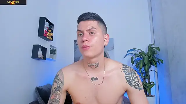 Yeiko Romero  online show from September 2025 04:50:02 AM