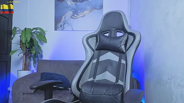 Yeiko Romero  online show from April 2026 04:30:01 AM