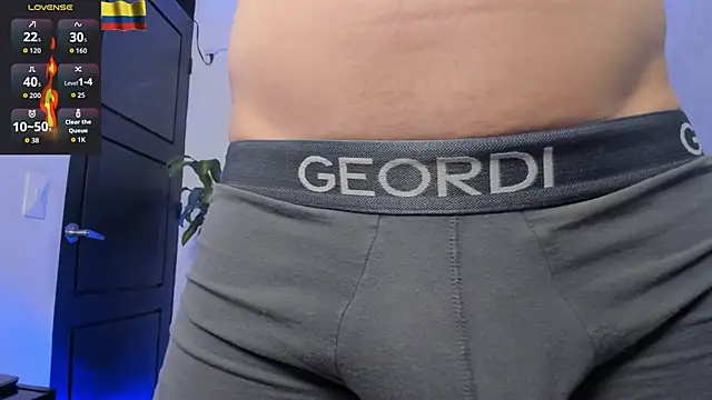 Yeiko Romero  online show from November 2025 10:14:01 PM