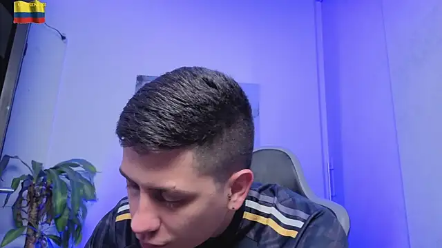 Yeiko Romero  online show from April 2026 07:18:01 PM