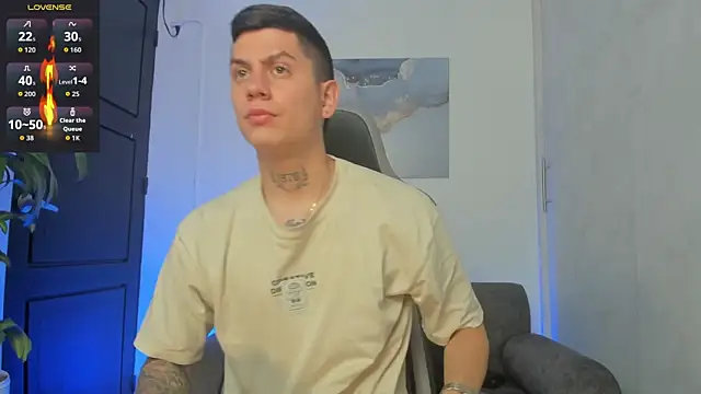 Yeiko Romero  online show from October 2025 02:18:02 PM