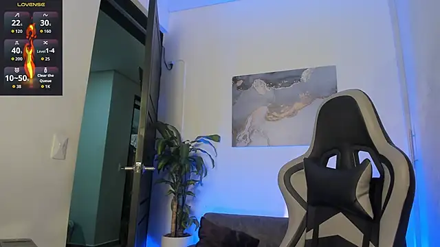 Yeiko Romero  online show from October 2025 12:00:02 AM