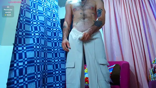 Thomass00 online show from January 2025 08:21:02 PM