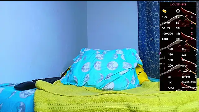 Thomass00 online show from March 2026 02:08:01 AM