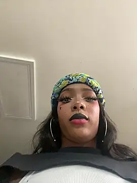 TIFFANYYSTAR online show from November 2025 02:18:01 PM