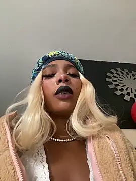 TIFFANYYSTAR online show from October 2025 02:16:02 PM