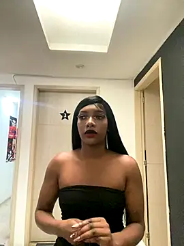 TIFFANYYSTAR online show from December 2025 05:45:01 PM