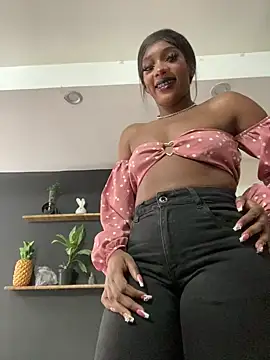 TIFFANYYSTAR online show from October 2025 03:13:02 PM