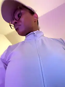 wynterheat online show from October 2025 12:51:01 PM