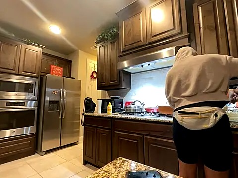 wynterheat online show from December 2025 03:56:01 AM